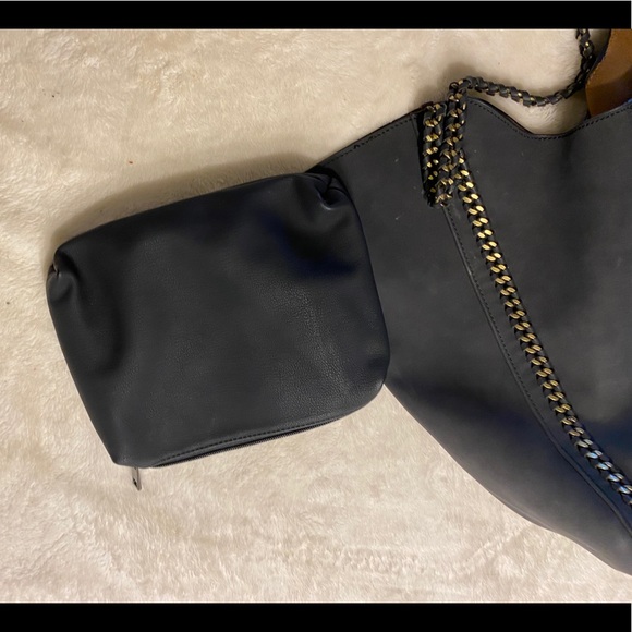 Large Black Shoulder Bag - Picture 3 of 5